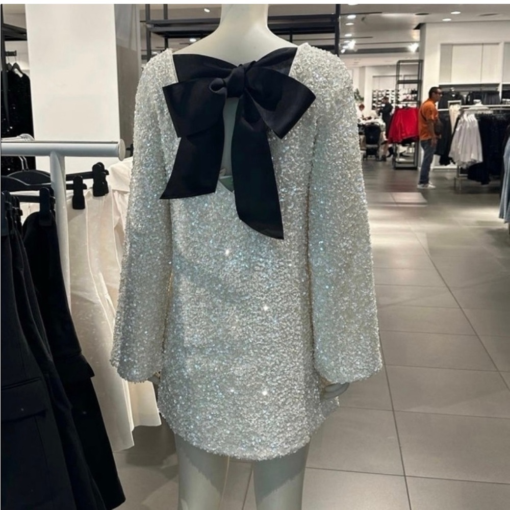 Viral Sold Out H&M White Cream Sequin Bow Dress - Picture 4 of 4